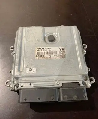 Volvo XC70 Engine control unit/module 31272462AA 0281012765
