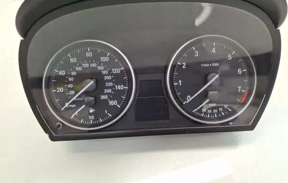 BMW X1 E84 Speedometer (instrument cluster) 9316148