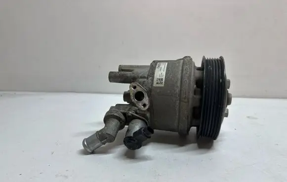 BMW 5 F10 F11 Power steering pump 5004099 407632801