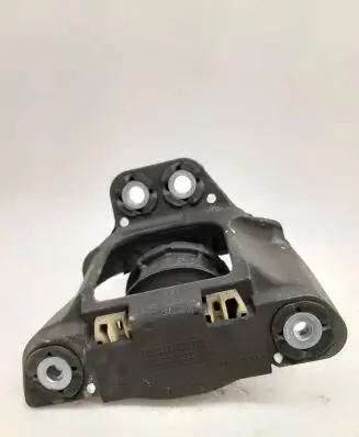 Volvo XC90 Engine mount bracket 32137496