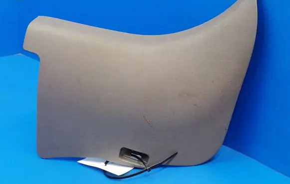 Peugeot 107 Foot area side trim 621110H020 621110H010