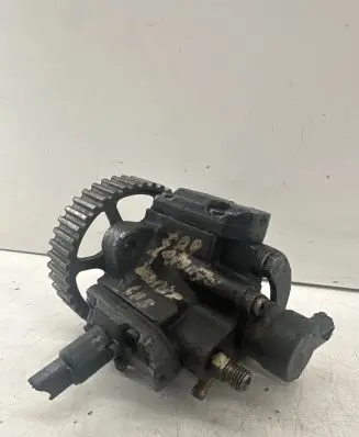 Peugeot 607 Fuel injection high pressure pump 0445010021