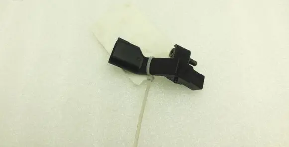 Volkswagen Polo V 6R Crankshaft position sensor 036906433C