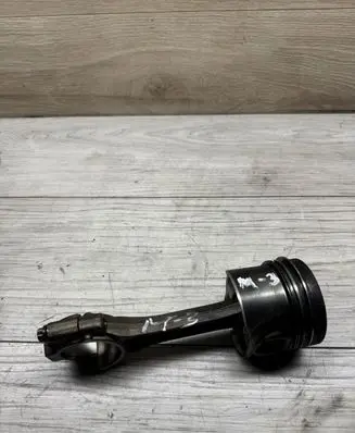 Volkswagen Golf VI Piston with connecting rod 03LA