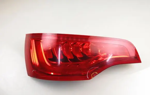 Audi Q7 4L Rear/tail lights 4L0945093F