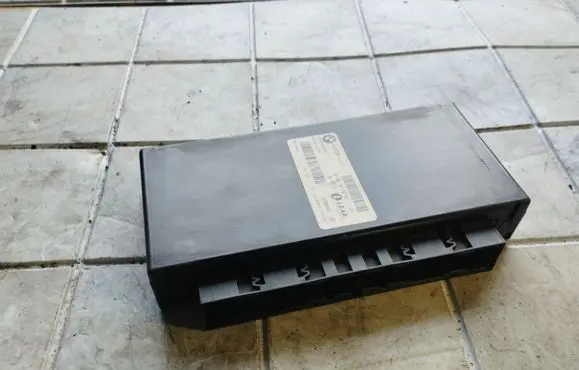 BMW 5 E60 E61 Comfort/convenience module 6135911873001 23994322
