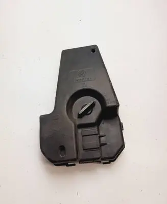 Volkswagen Sharan Tail light bulb cover holder 7M0945258A