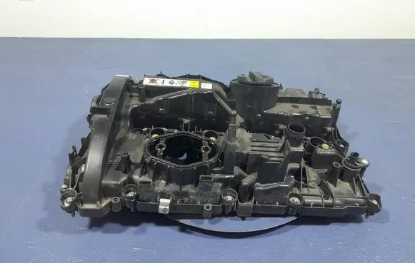 BMW M4 F82 F83 Rocker cam cover 8631745