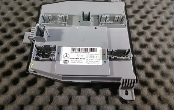Mercedes-Benz C W205 SAM control unit A2059006651