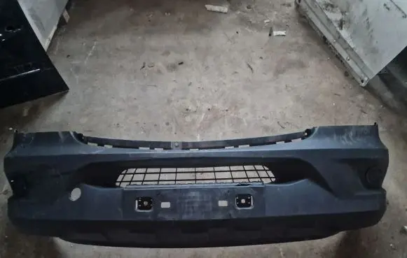 Mercedes-Benz Sprinter W906 Front bumper A9068801570