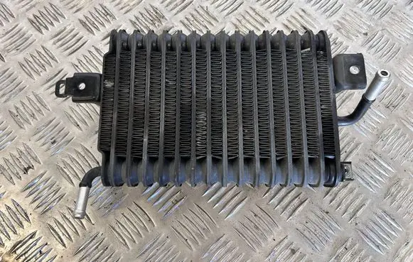 Engine oil radiator