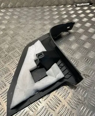 Foot area side trim