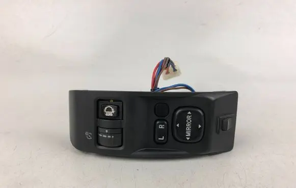 Wing mirror switch