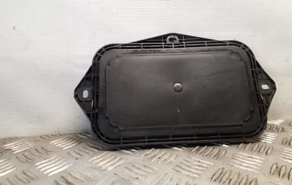 Volkswagen PASSAT CC Other engine bay part 1K0941369A