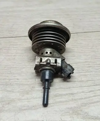 Volkswagen Sharan AdBlue injector 01694744031