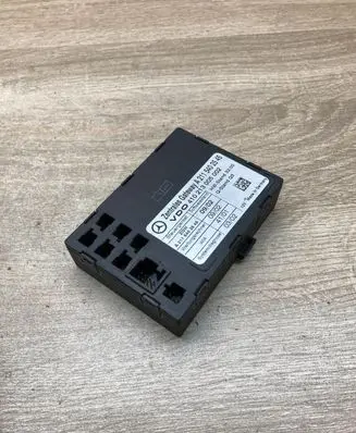 Mercedes-Benz E W211 Gateway control module A2115402545 410213005002