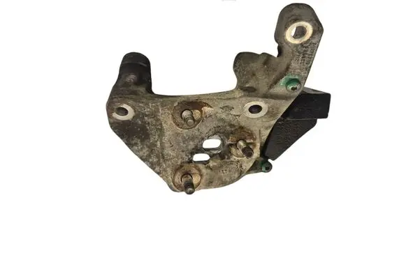 Volvo V50 Engine mounting bracket 30778783