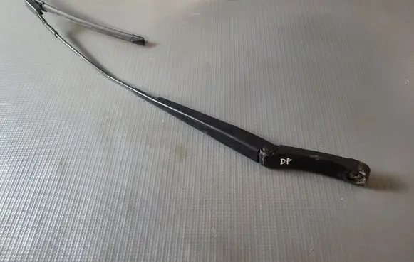 Volkswagen PASSAT B8 Windshield/front glass wiper blade 3G1955410