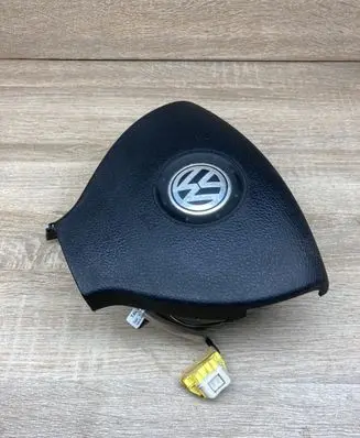 Volkswagen Touran I Steering wheel airbag 1K0880201BK