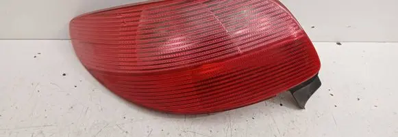 Peugeot 206 Rear/tail lights 2531G