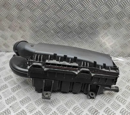 Opel Astra L Air filter box 9812735680 99652S