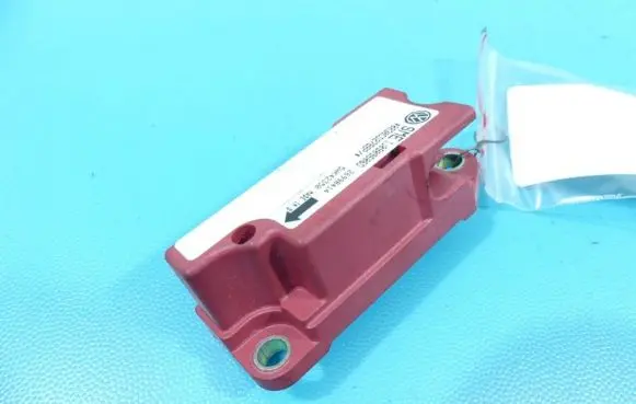 Volkswagen Bora Fuel cut-off switch 1J0909606D IMPRK1319380