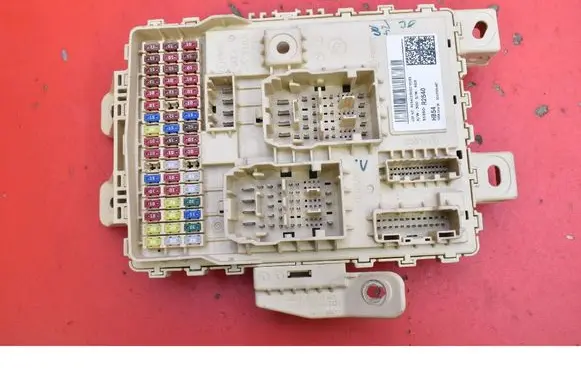 KIA Sportage Fuse box set 91950R2540