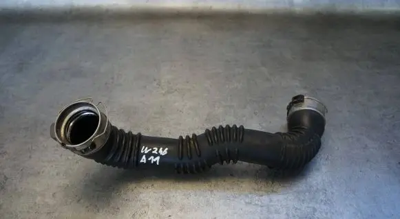 Intercooler hose/pipe