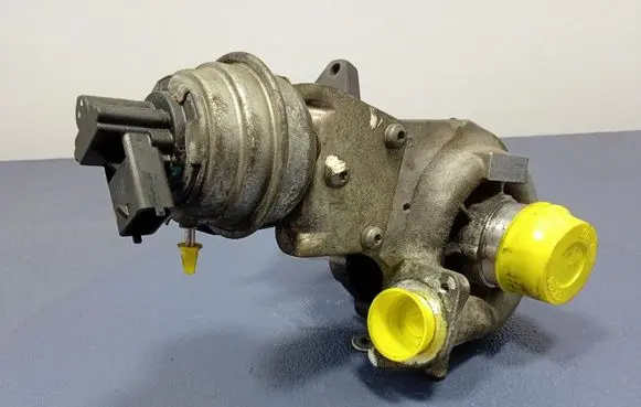 Fiat Bravo Turbo system vacuum part 55220701