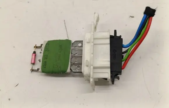 Volkswagen Taigo Heater blower motor/fan resistor