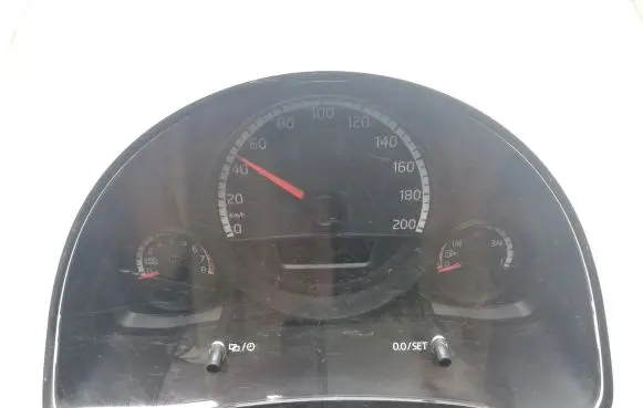 Volkswagen Up Speedometer (instrument cluster) 1S0920860M