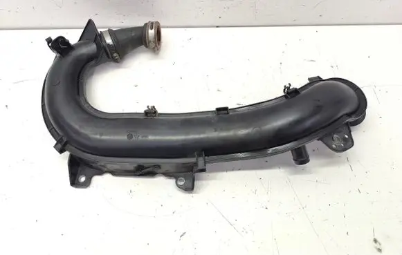 Ford Kuga I Intercooler hose/pipe AV619C623BE