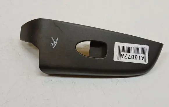 Honda Civic Front door window switch trim