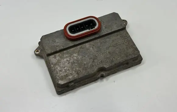 BMW 5 E60 E61 Xenon control unit/module 5DV00829000 6907488 63126907488