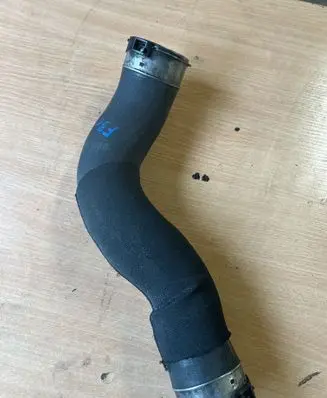 BMW 3 F30 F35 F31 Intercooler hose/pipe 4742748 11279412