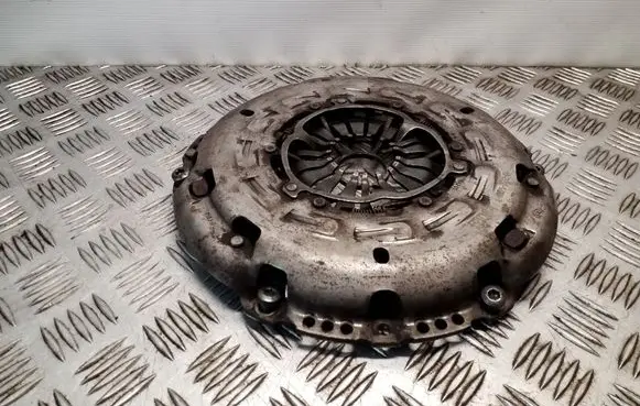 Ford Mondeo MK V Pressure plate DS7Q7563AE