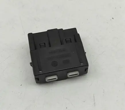 Volkswagen ID.4 USB socket connector 3G5035718A