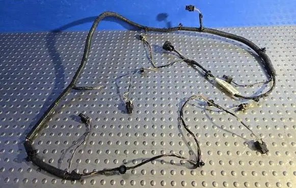 Land Rover Range Rover Velar Parking sensor (PDC) wiring loom J8A2-14369-GB