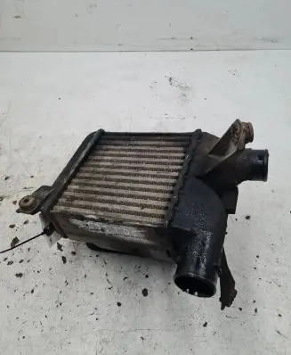 BMW 5 E39 Intercooler radiator 2246031