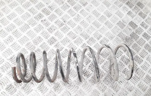 Toyota Avensis T220 Rear coil spring
