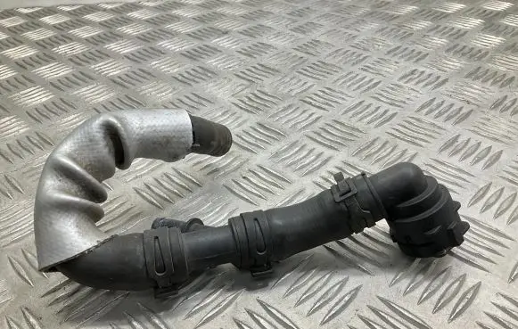 Audi A3 S3 8V Engine coolant pipe/hose 5Q0121087A 5Q0122291H