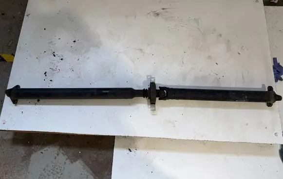 BMW 1 F20 F21 Drive shaft (set) 7598401