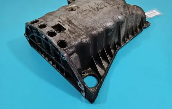 Oil sump