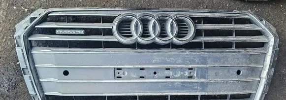 Audi A4 S4 B9 Front bumper upper radiator grill brak