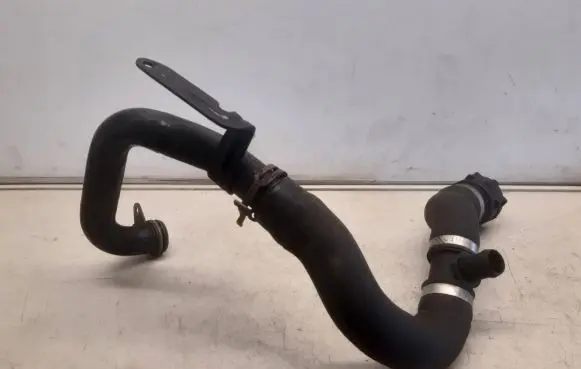 Audi A6 S6 C6 4F Engine coolant pipe/hose 4F0122293C