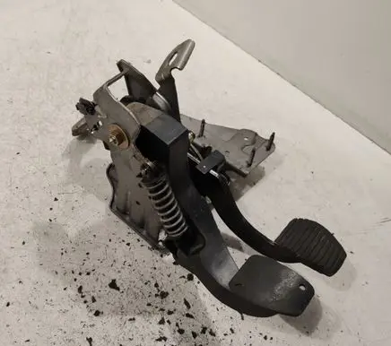 Peugeot 307 Pedal assembly 9652892580