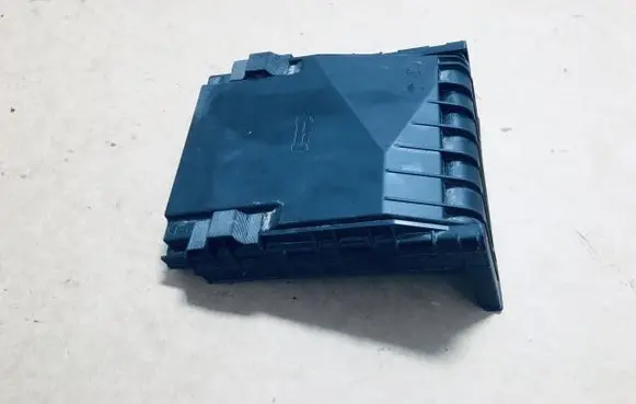 Seat Alhambra (Mk2) Fuse box cover 1K0937132G