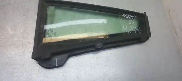Ford Mondeo Mk III Rear vent window glass 43R001057