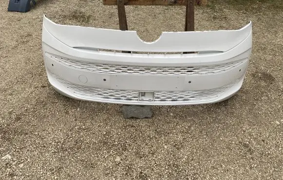 Volkswagen Transporter - Caravelle T7 Front bumper 7T0807221C