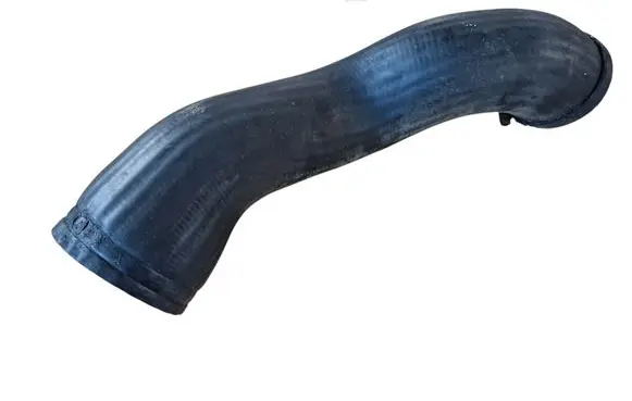 Volvo V70 Intercooler hose/pipe